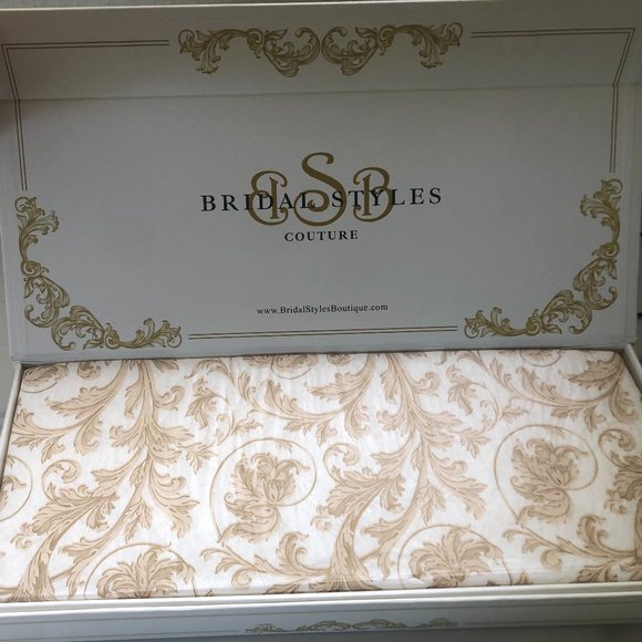 Bridal Styles Boutique Headpiece main image 4